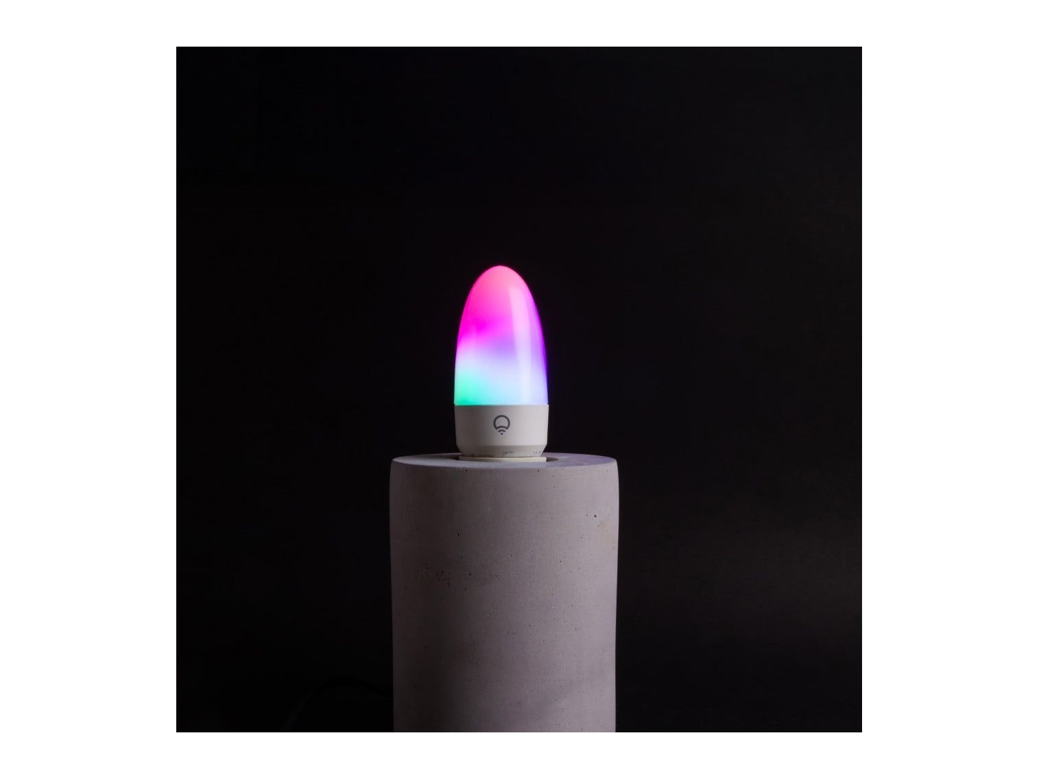 LIFX - SuperColor Candle E26 Smart Lighting