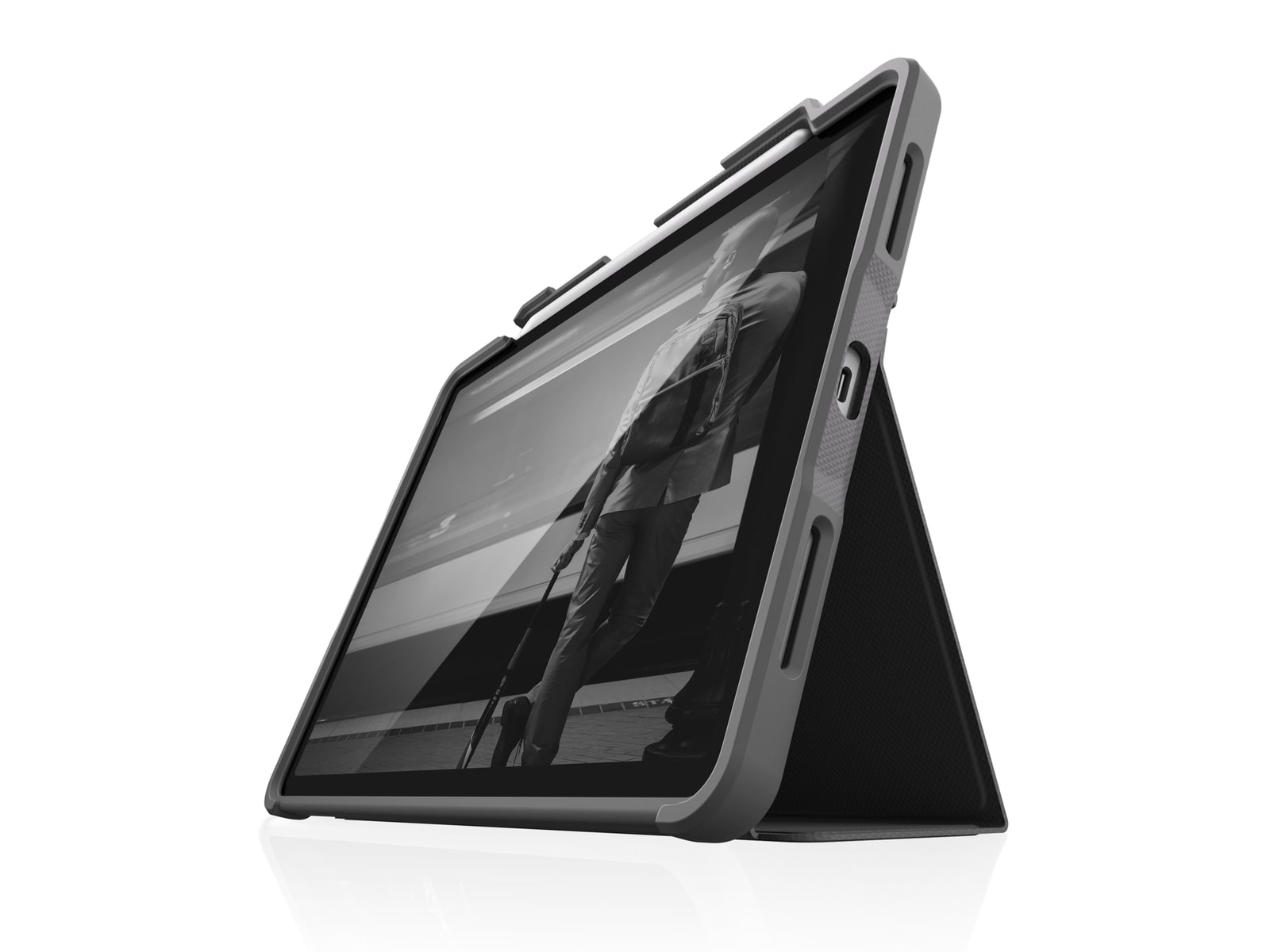 STM Goods - Dux Plus Case for iPad Pro 11" 4th/3rd/2nd/1st gen - Black