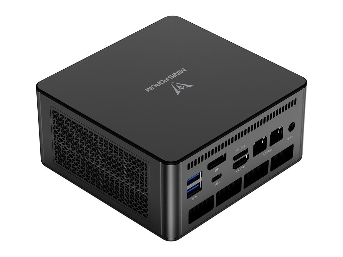 MINISFORUM - UM880 Pro Barebone - AMD Ryzen 7 8845HS chip - Black