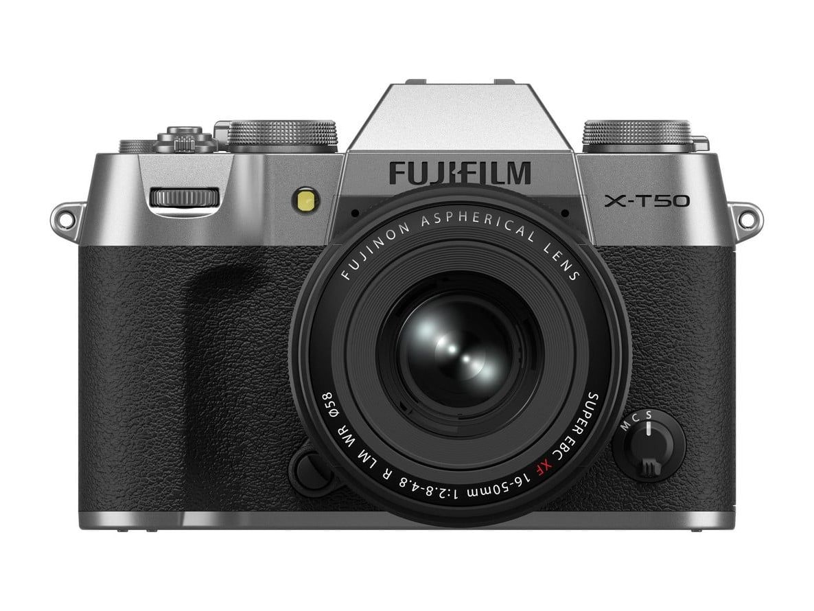 Fujifilm - X-T50 with XF16-50mmF2.8-4.8 R LM WR Lens Kit Mirrorless Cameras - Silver