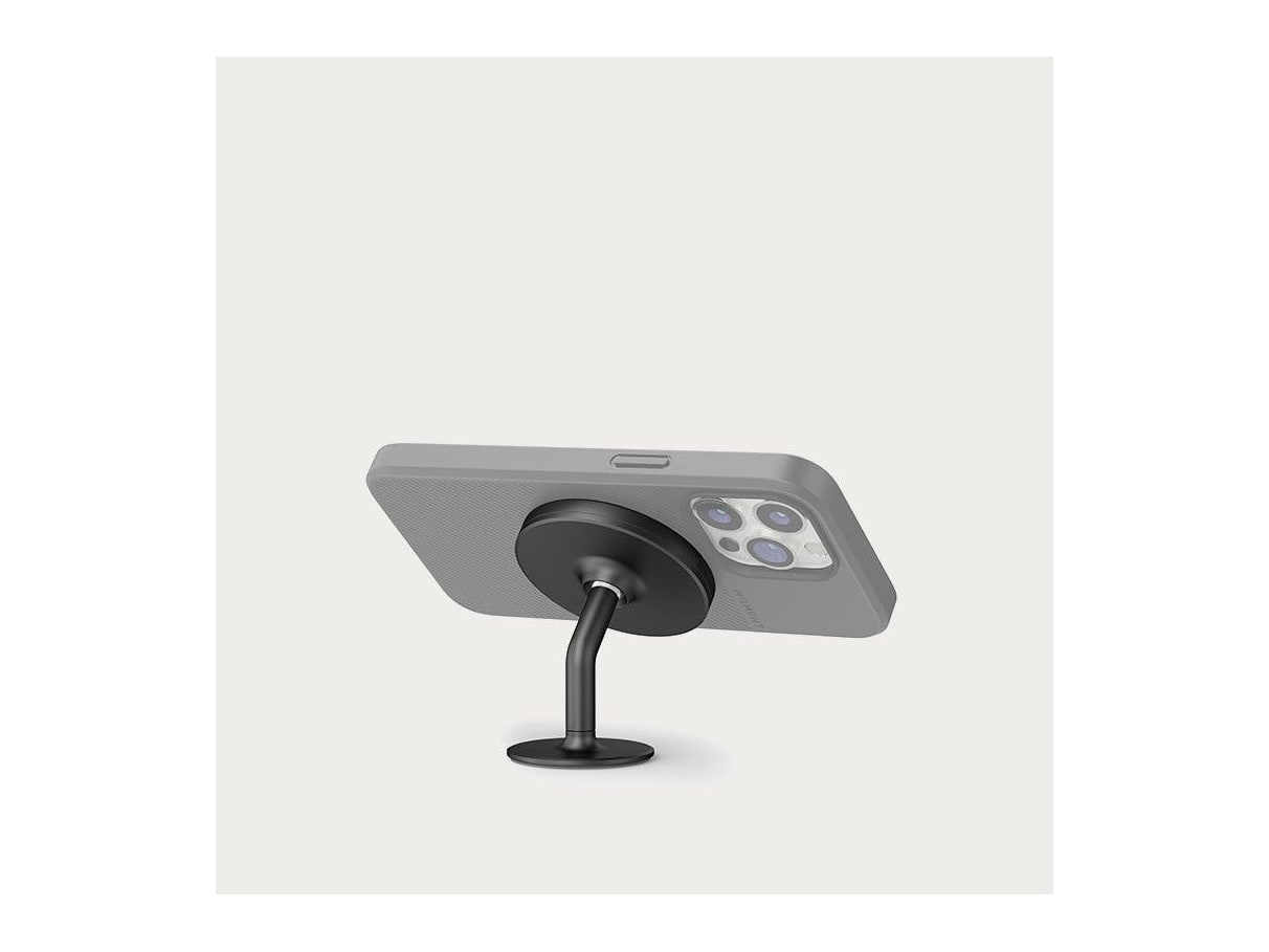 Moment - MagForce Adjustable Dash Car Mount - for MagSafe