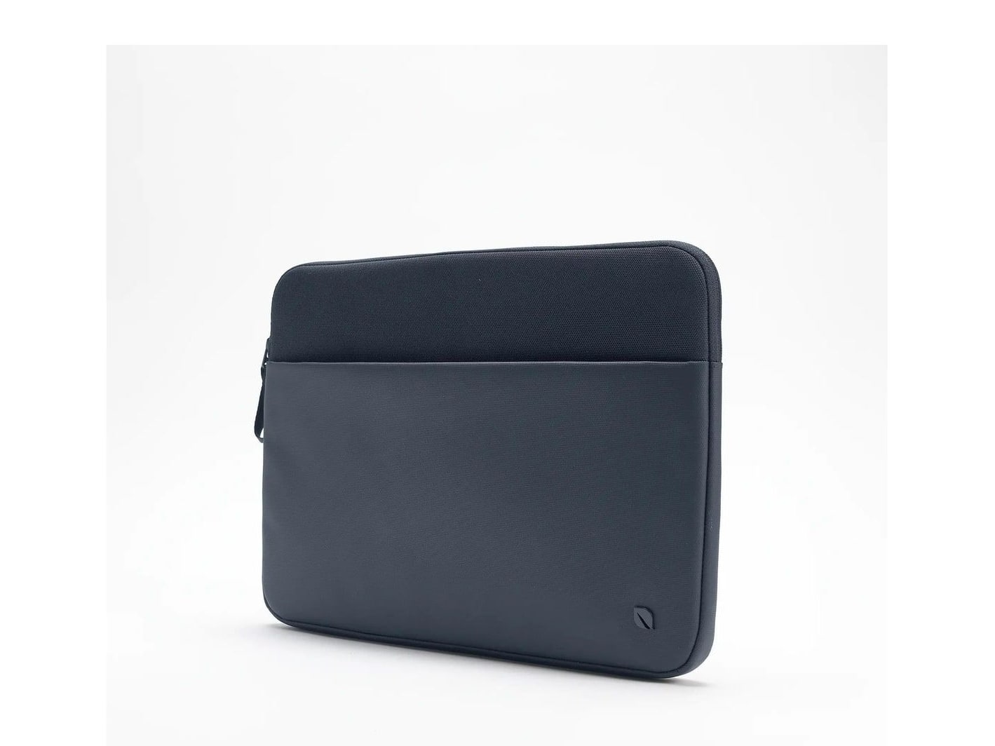 Incase - A.R.C. Sleeve 16" - Navy