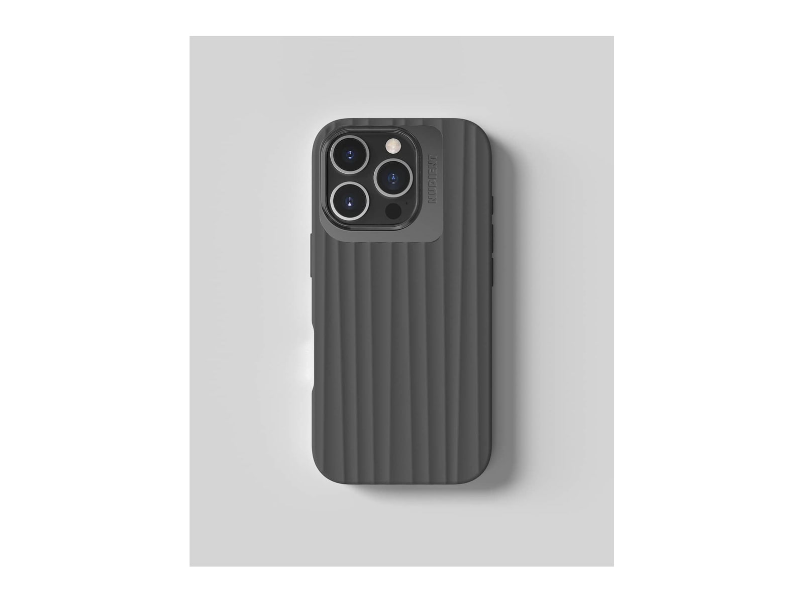 Nudient - Bold Case with MagSafe for iPhone 15 Pro - Basalt Grey