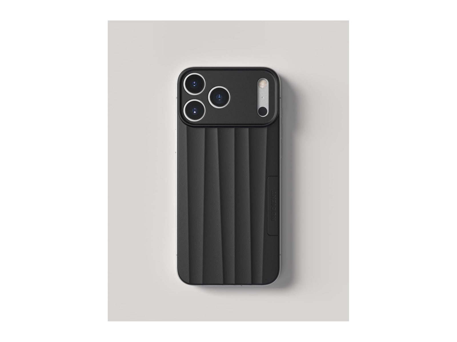 Nudient - Slice Case with MagSafe for iPhone 18 Pro Max - Ink Black