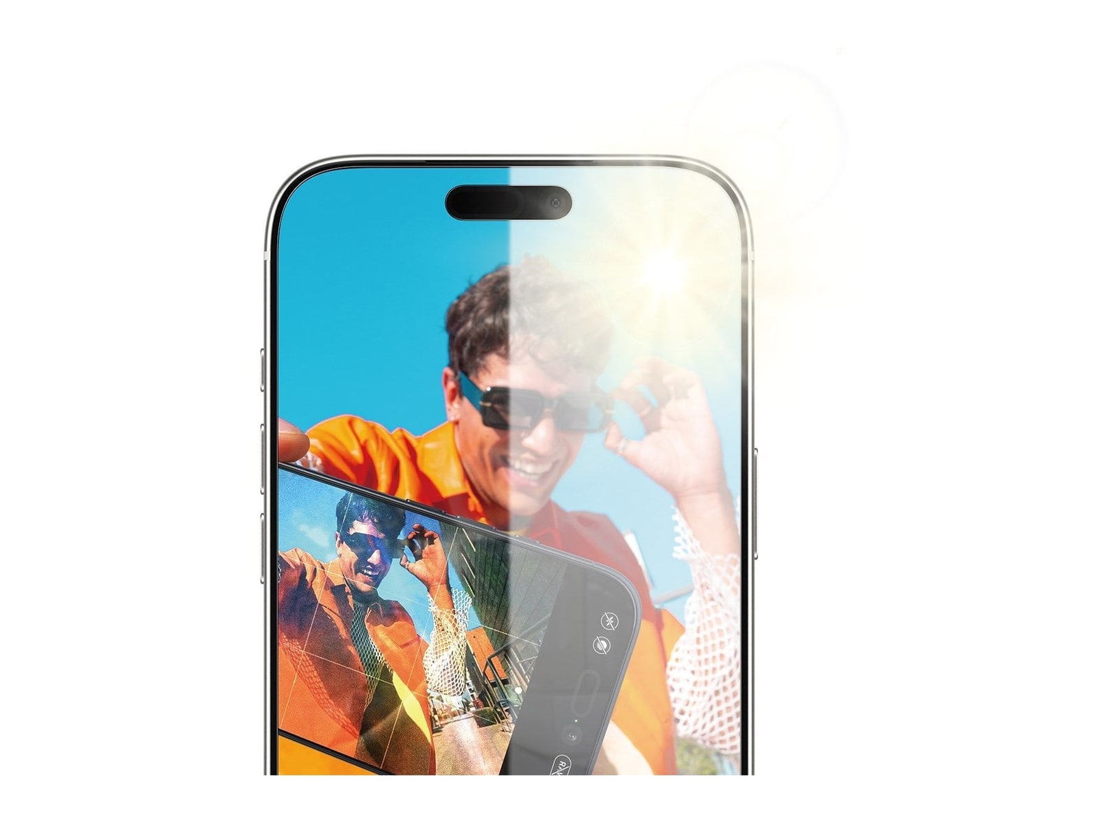 PanzerGlass - Anti-Reflective Armor Screen Protector iPhone 17 Pro Max w. EasyAligner