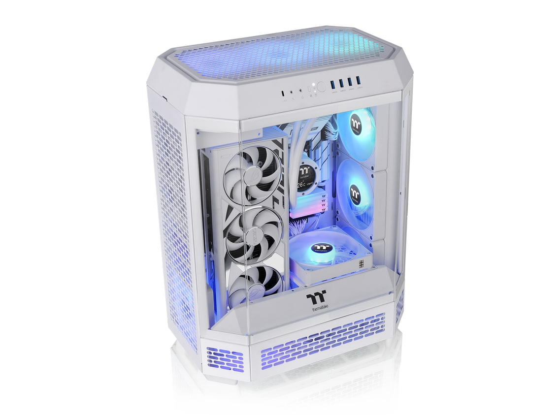 Thermaltake - Reactor 9880S - AMD Ryzen 7 9800X3D chip - 32GB Memory - 2TB SSD - White
