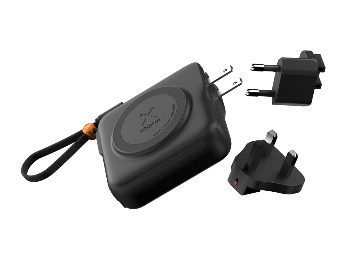 Xtorm - TravelPro 3-in-1 30W 10000 mAh Black Power Banks