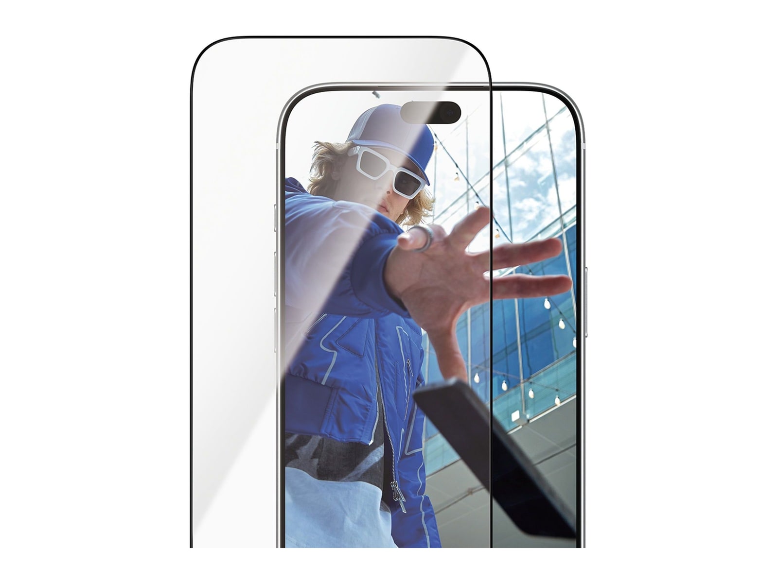 PanzerGlass - Screen Protector iPhone 18 Pro Max Ultra-Wide Fit w. FASTFIT IN-A-BOX