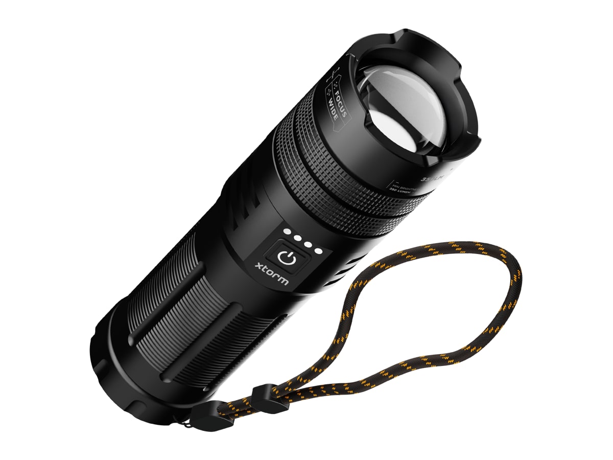 Xtorm - Flashlight 20W 10500 mAh Black Power Banks
