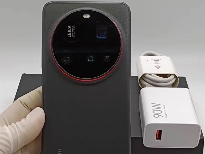 	Xiaomi 15 Ultra 